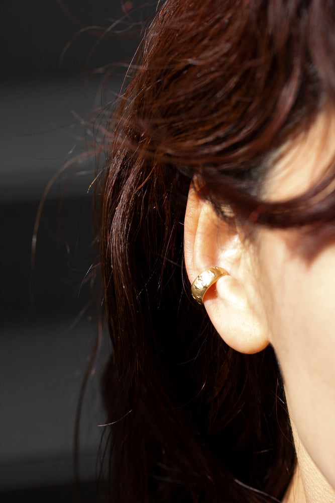 saia with a wish Ear cuff