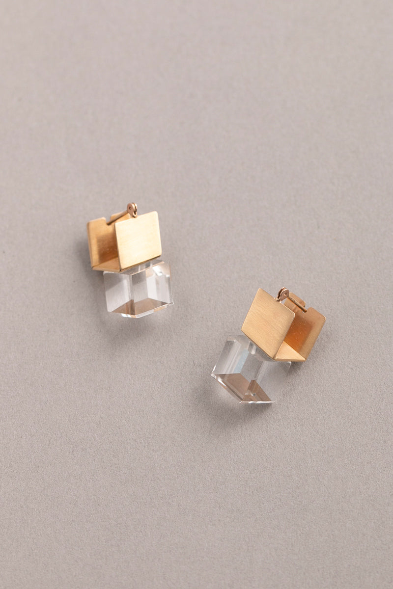 yull. CUBE clear quartz Pierce Quartz earrings/K10