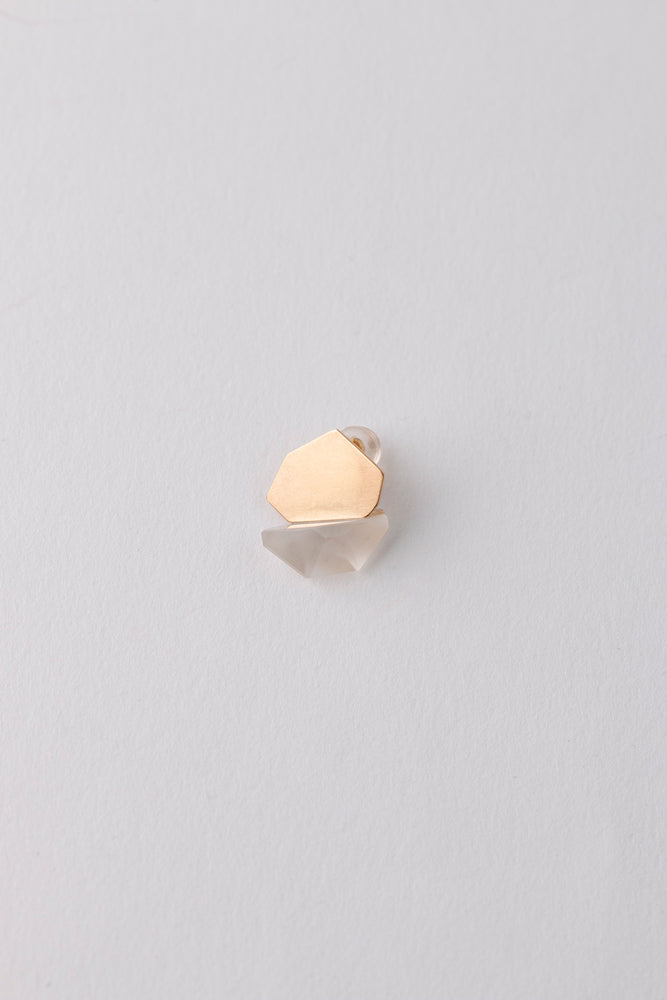 yull. Piece milky quartz Pierce B クォーツピアス/K10